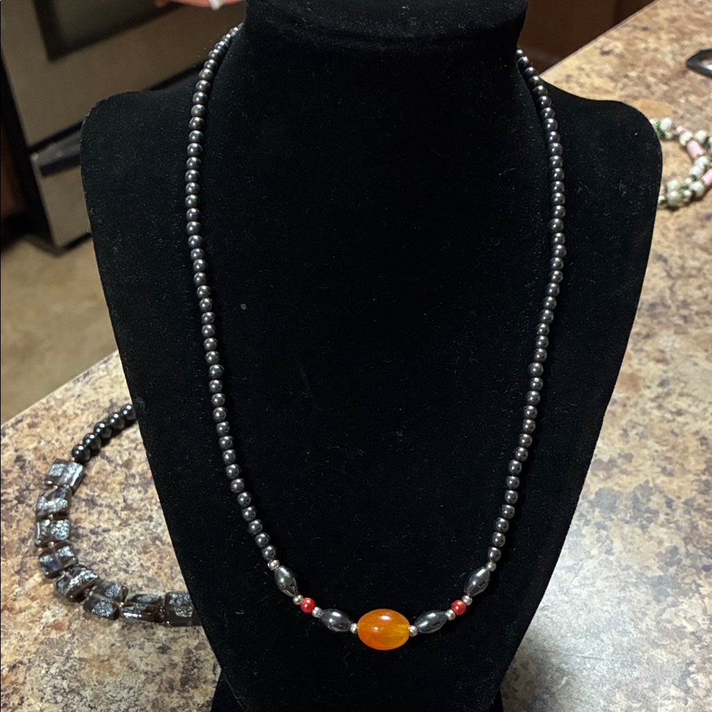 Chic Black And Orange Beaded Necklace